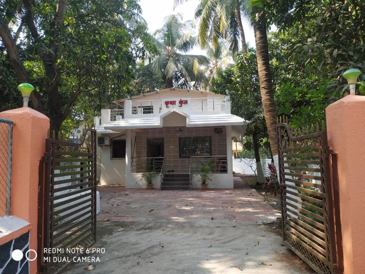 Krushna Kunj Holiday Home Alībāg Eksteriør bilde